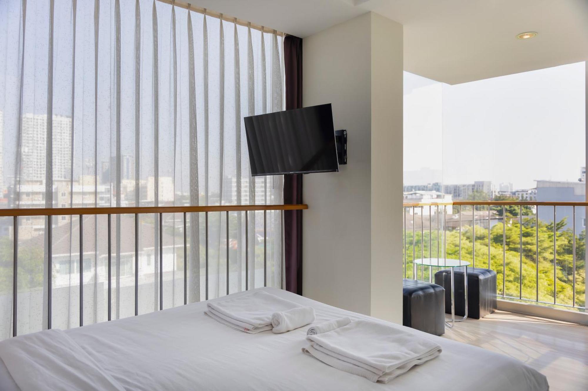 Gp House Express Sukhumvit 81 Hotel Bangkok Exterior foto