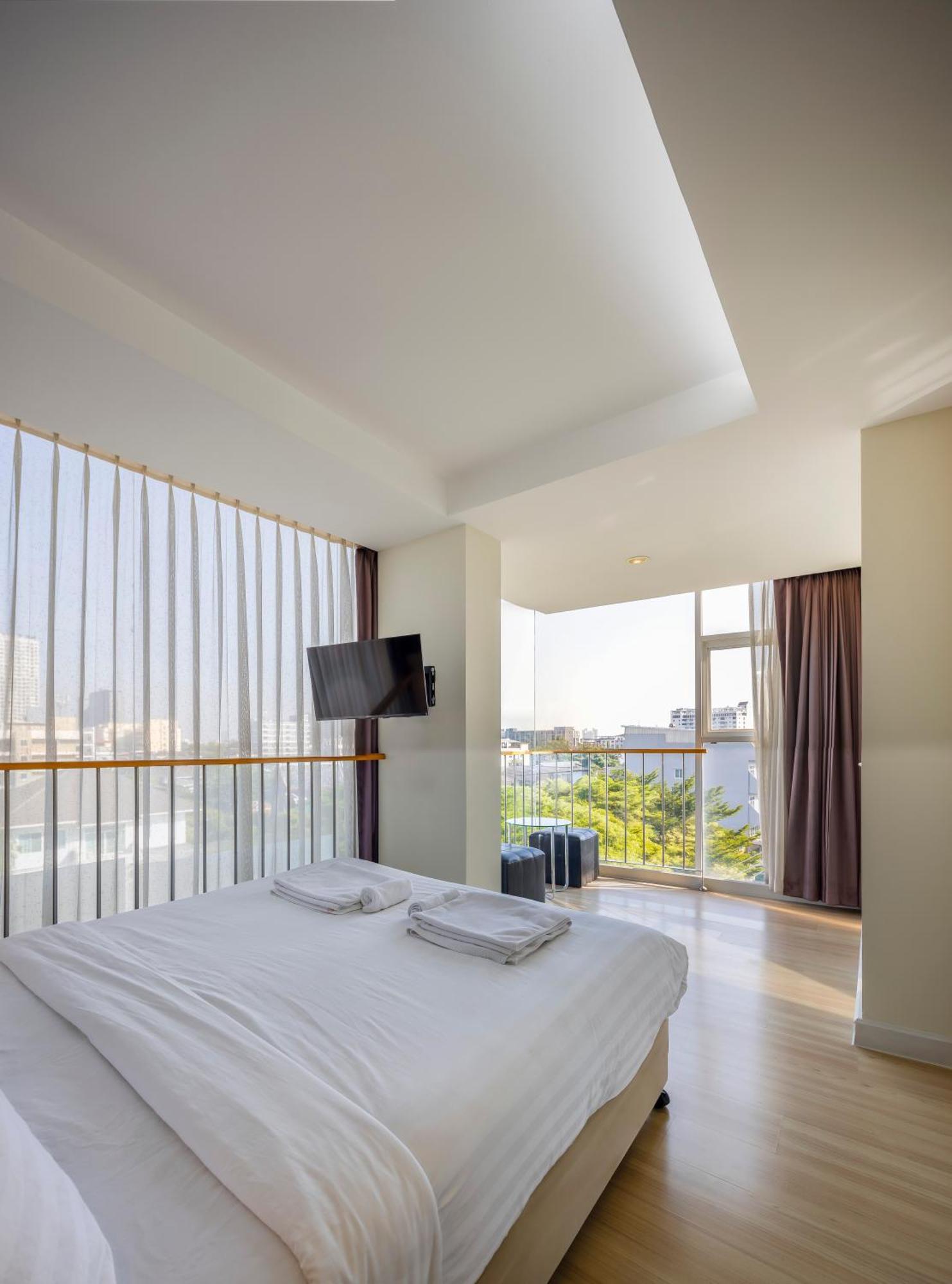 Gp House Express Sukhumvit 81 Hotel Bangkok Exterior foto
