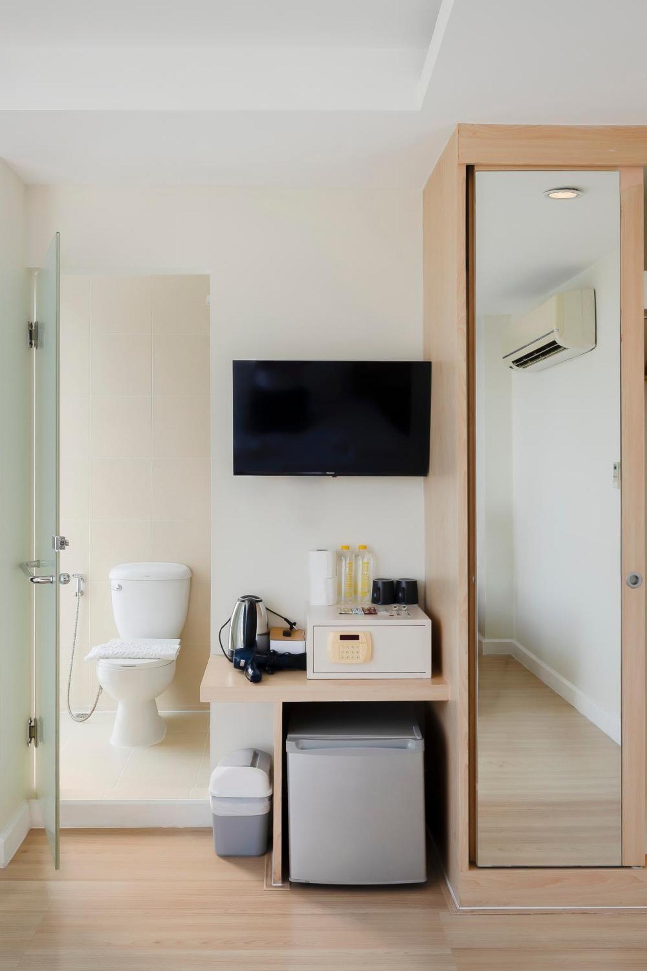Gp House Express Sukhumvit 81 Hotel Bangkok Exterior foto