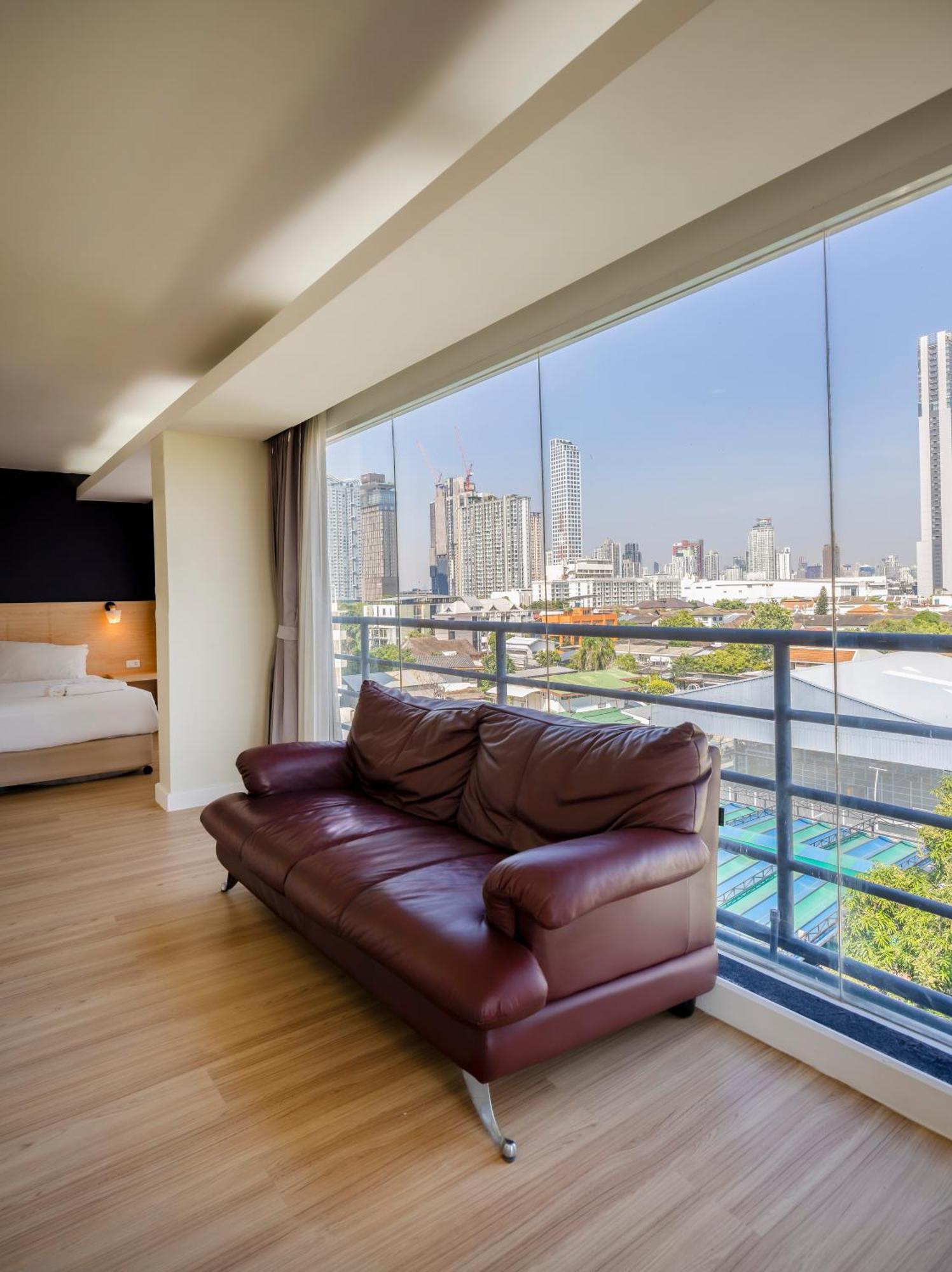 Gp House Express Sukhumvit 81 Hotel Bangkok Exterior foto